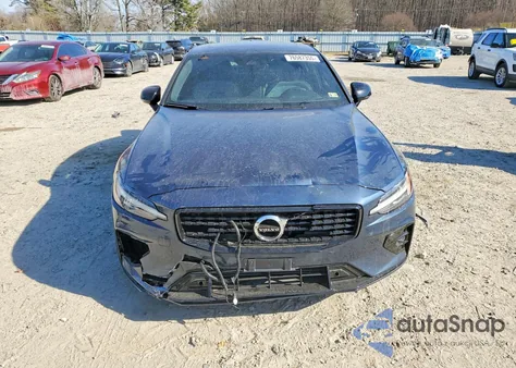 2021 Volvo S60 T5 R-Design from USA, damaged, VIN 7JR102TM0MG109684